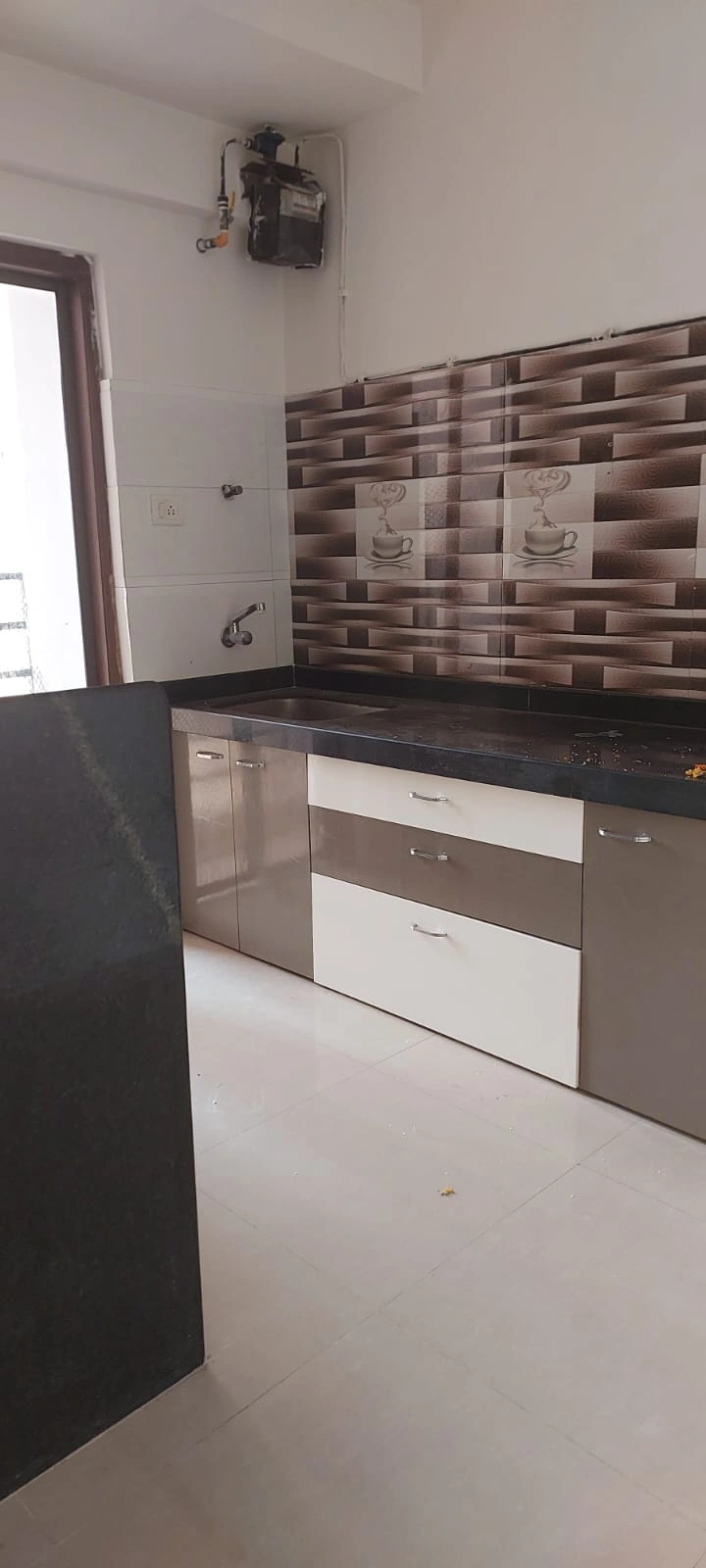 2 BHK Flat for Rent in Sethia Link View, Goregaon West